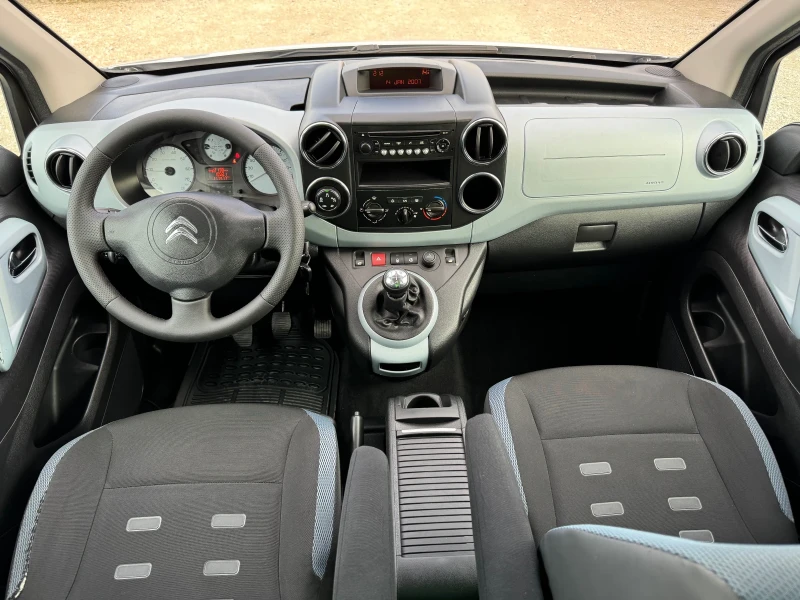 Citroen Berlingo 1.6 HDI 114 PS, снимка 9 - Автомобили и джипове - 48422511