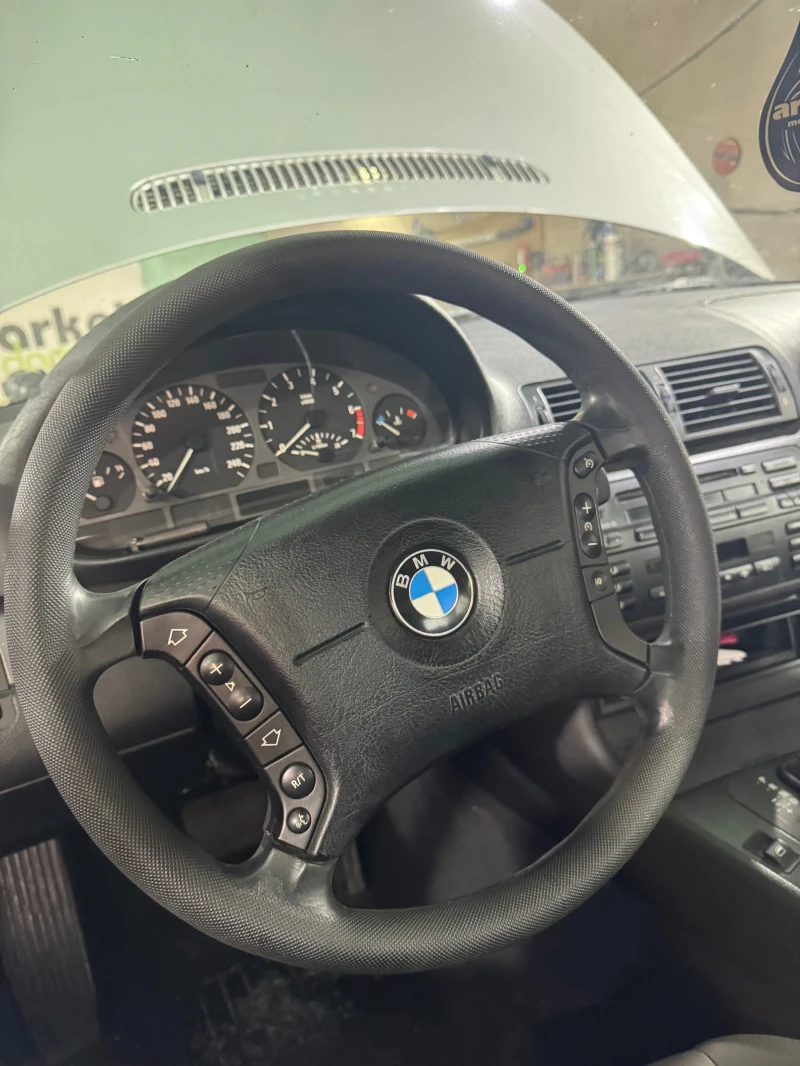 BMW 325 325xi, снимка 10 - Автомобили и джипове - 48836762