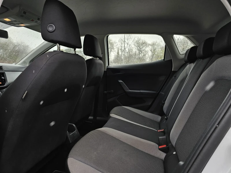 Seat Ibiza 1.6TDI 101к.с. 2021г. без забележки!, снимка 12 - Автомобили и джипове - 52505469