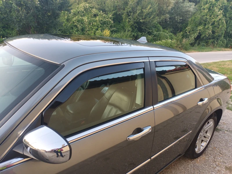 Chrysler 300c 3.0 CRD 2010 177 711KM, снимка 7 - Автомобили и джипове - 51076269