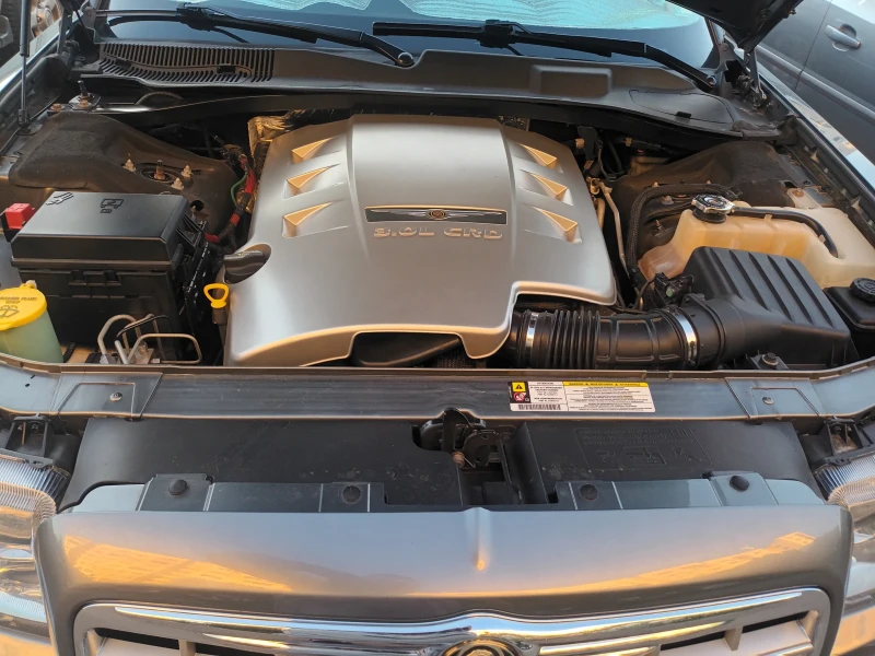 Chrysler 300c 3.0 CRD 2010 177 711KM, снимка 9 - Автомобили и джипове - 51076269