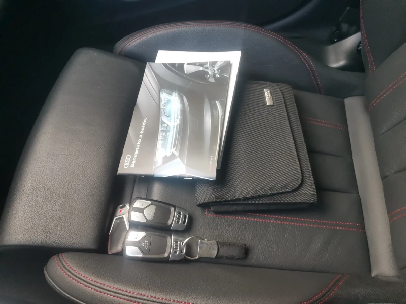 Audi A4 3.0tdi, снимка 13 - Автомобили и джипове - 52252334