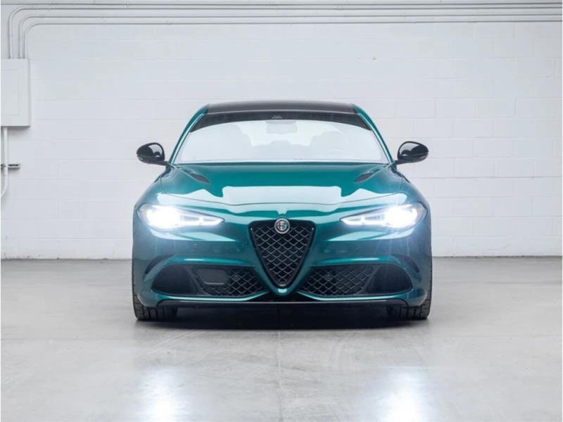 Alfa Romeo Giulia * Quadrifoglio RWD * CARFAX * ЦЕНА ДО БГ, снимка 2 - Автомобили и джипове - 52830368
