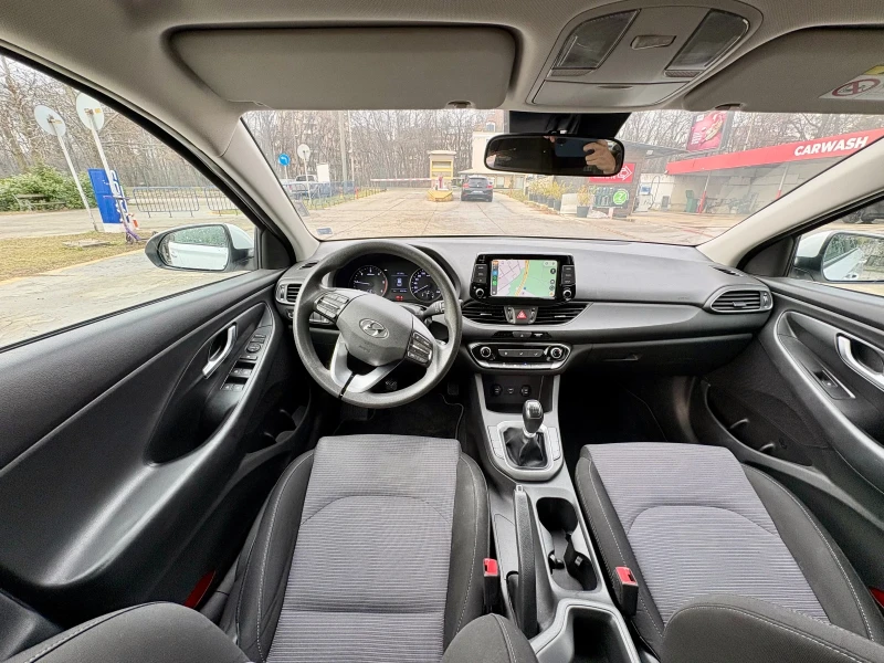 Hyundai I30 1.6 CRDi в гаранция, снимка 7 - Автомобили и джипове - 53234339
