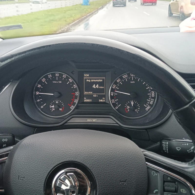 Skoda Octavia 1.6tdi Euratek BG, снимка 12 - Автомобили и джипове - 53392896