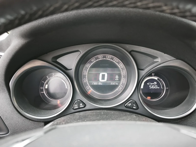 Citroen C4 1.6 e-hdi Exclusive Start/Stop, снимка 13 - Автомобили и джипове - 53412069