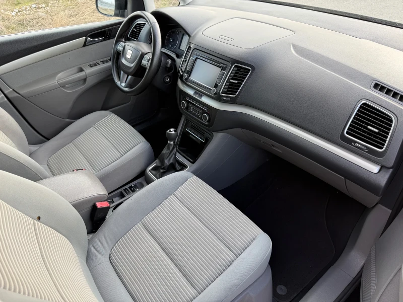Seat Alhambra 2.0 TDI / 4MOTION / NAVI / PARKTRONIC / PODGREV , снимка 10 - Автомобили и джипове - 53566514