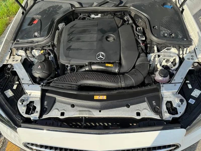 Mercedes-Benz E 300 4Matic Avantgarde, снимка 6 - Автомобили и джипове - 55110303