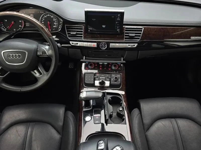 Audi A8, снимка 7 - Автомобили и джипове - 56689827