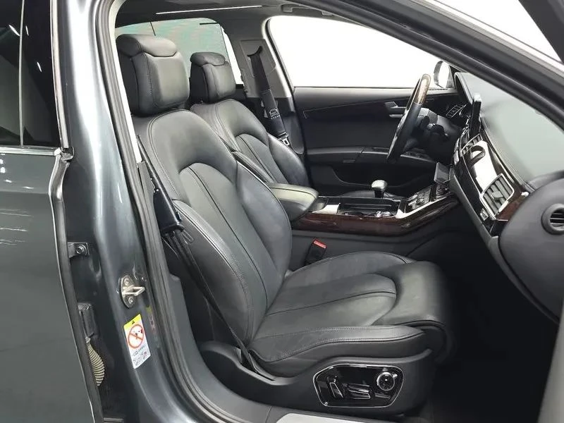 Audi A8, снимка 12 - Автомобили и джипове - 56689827