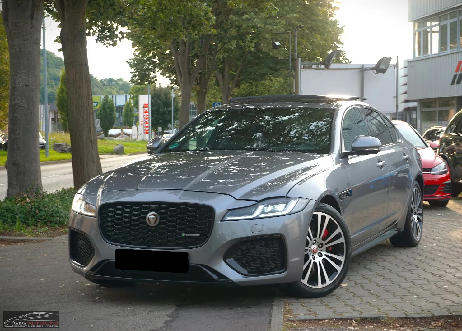 Jaguar Xf R-DYNAMIC/204HP/PANO/HUD/360/AWD/KLESS/480g, снимка 1