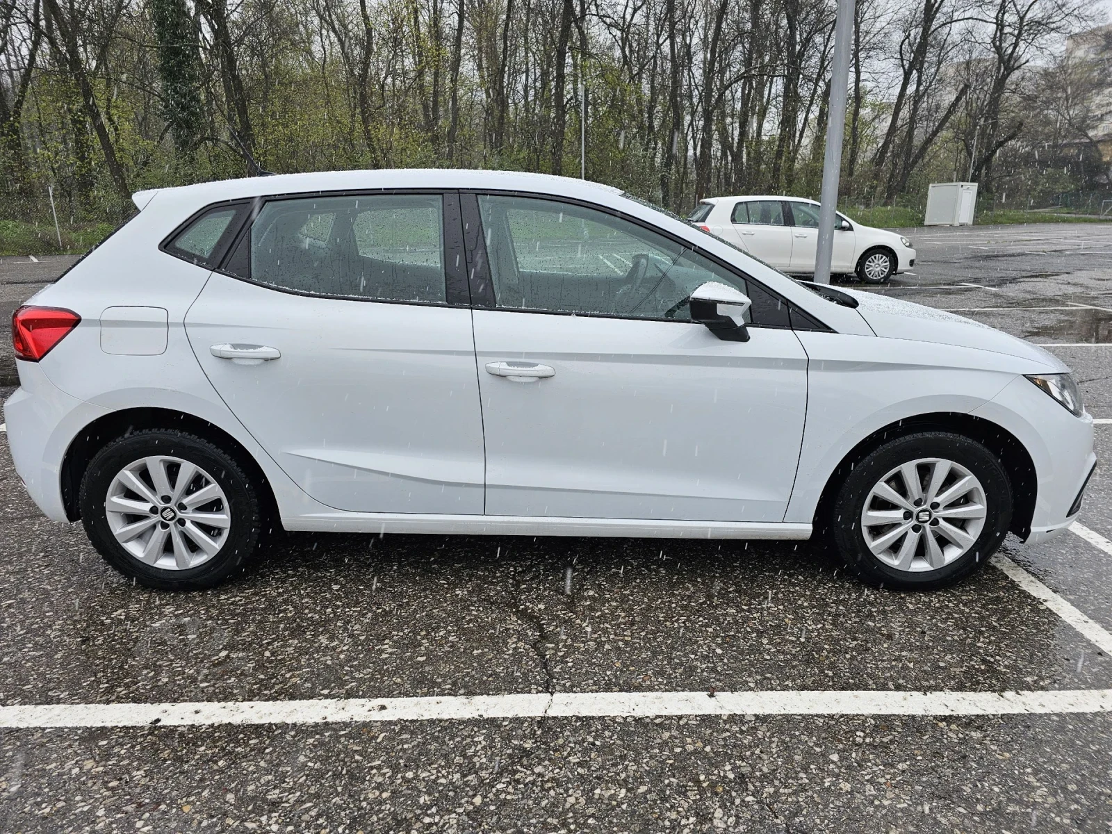 Seat Ibiza 1.6TDI 101к.с. 2021г. без забележки! - изображение 3