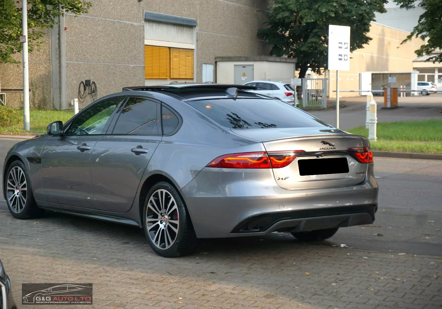 Jaguar Xf R-DYNAMIC/204HP/PANO/HUD/360/AWD/KLESS/480g | Mobile.bg   3
