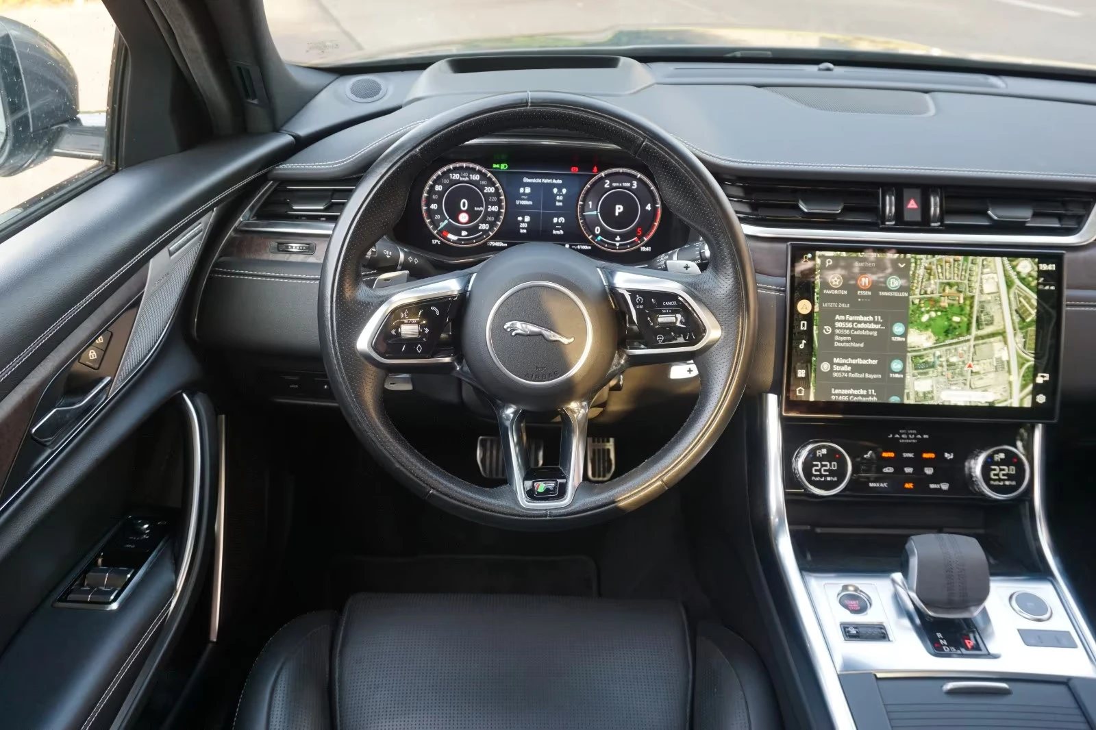 Jaguar Xf R-DYNAMIC/204HP/PANO/HUD/360/AWD/KLESS/480g | Mobile.bg   11