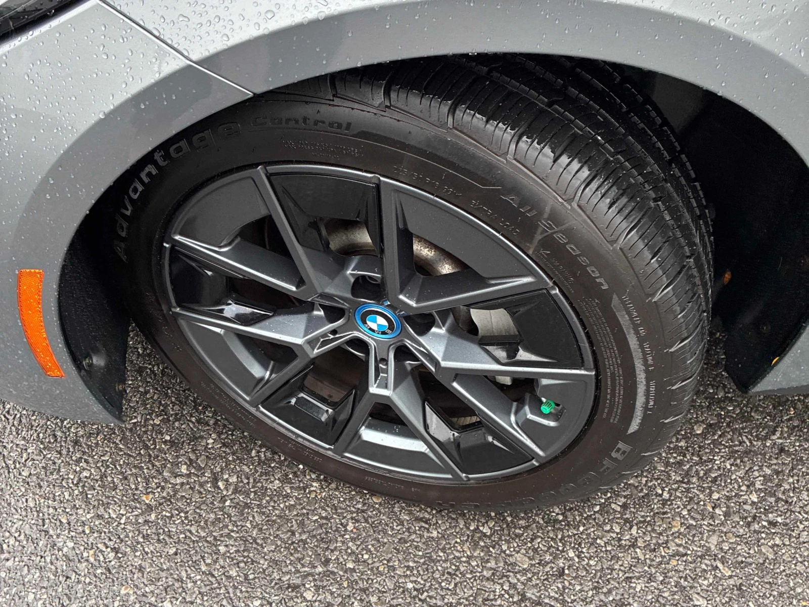 BMW i4 * * CARFAX * * АВТО КРЕДИТ * *  - изображение 7