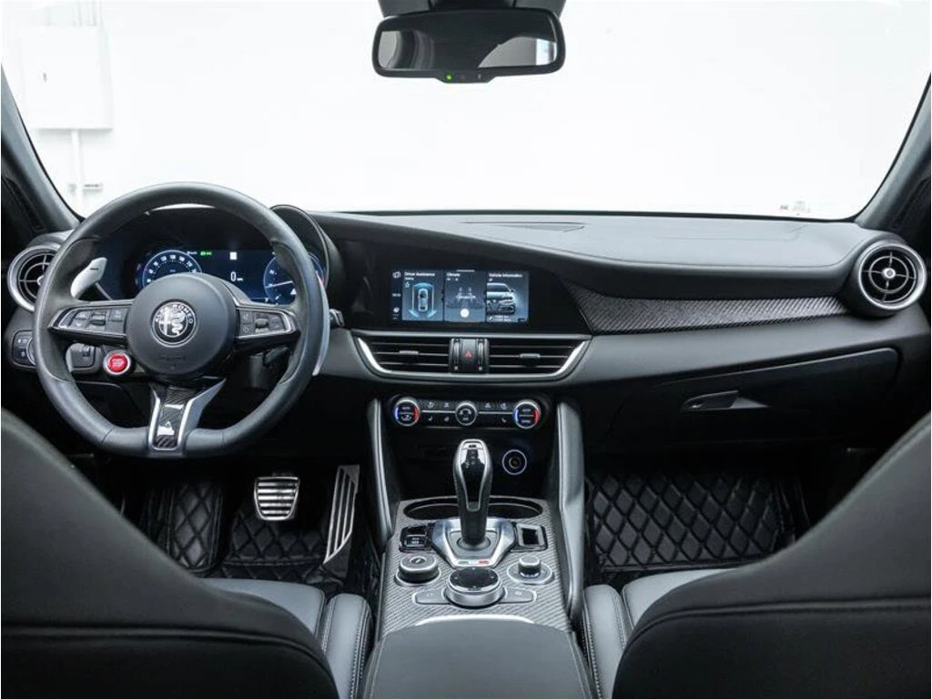 Alfa Romeo Giulia * Quadrifoglio RWD * CARFAX * ���� �� �� | Mobile.bg � ����������� 11