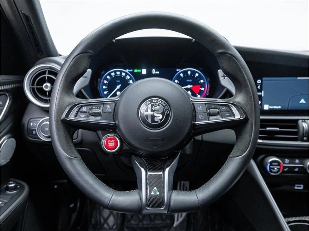 Alfa Romeo Giulia * Quadrifoglio RWD * CARFAX * ���� �� �� | Mobile.bg � ����������� 12