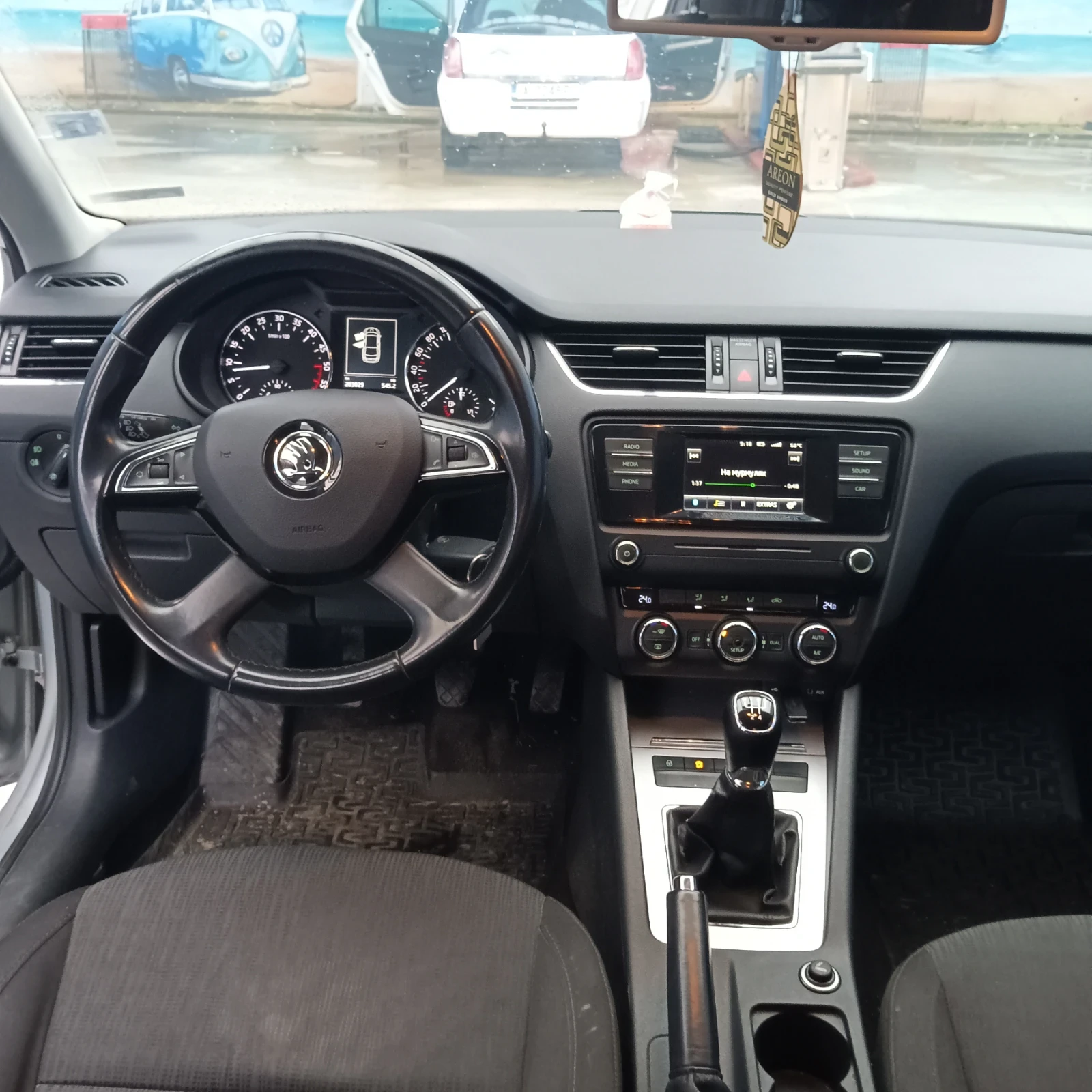Skoda Octavia 1.6tdi Euratek BG - изображение 8