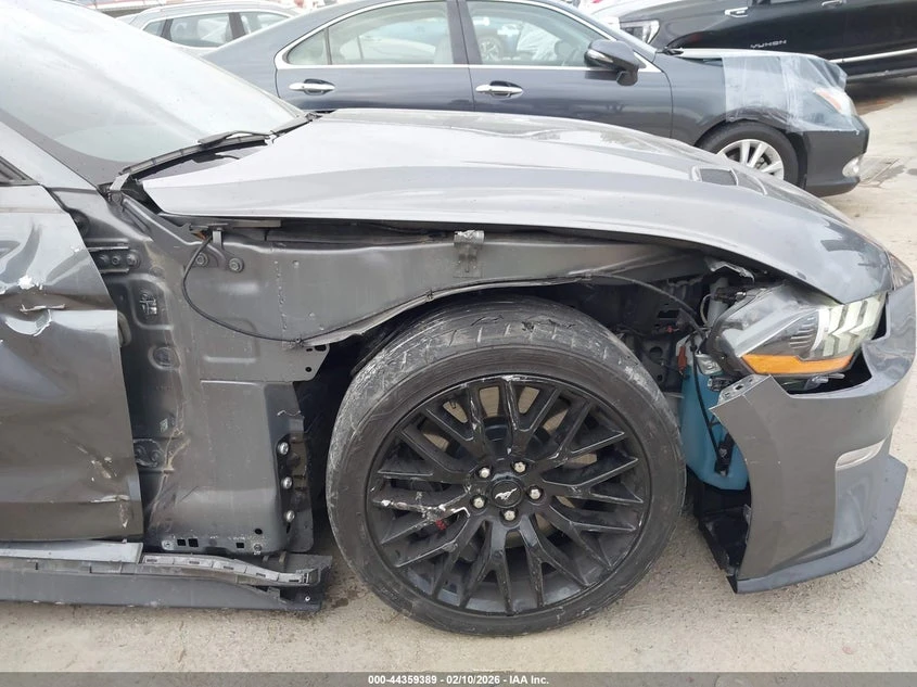 Ford Mustang 5.0l Gt Premium Fastback, снимка 6 - Автомобили и джипове - 53751580