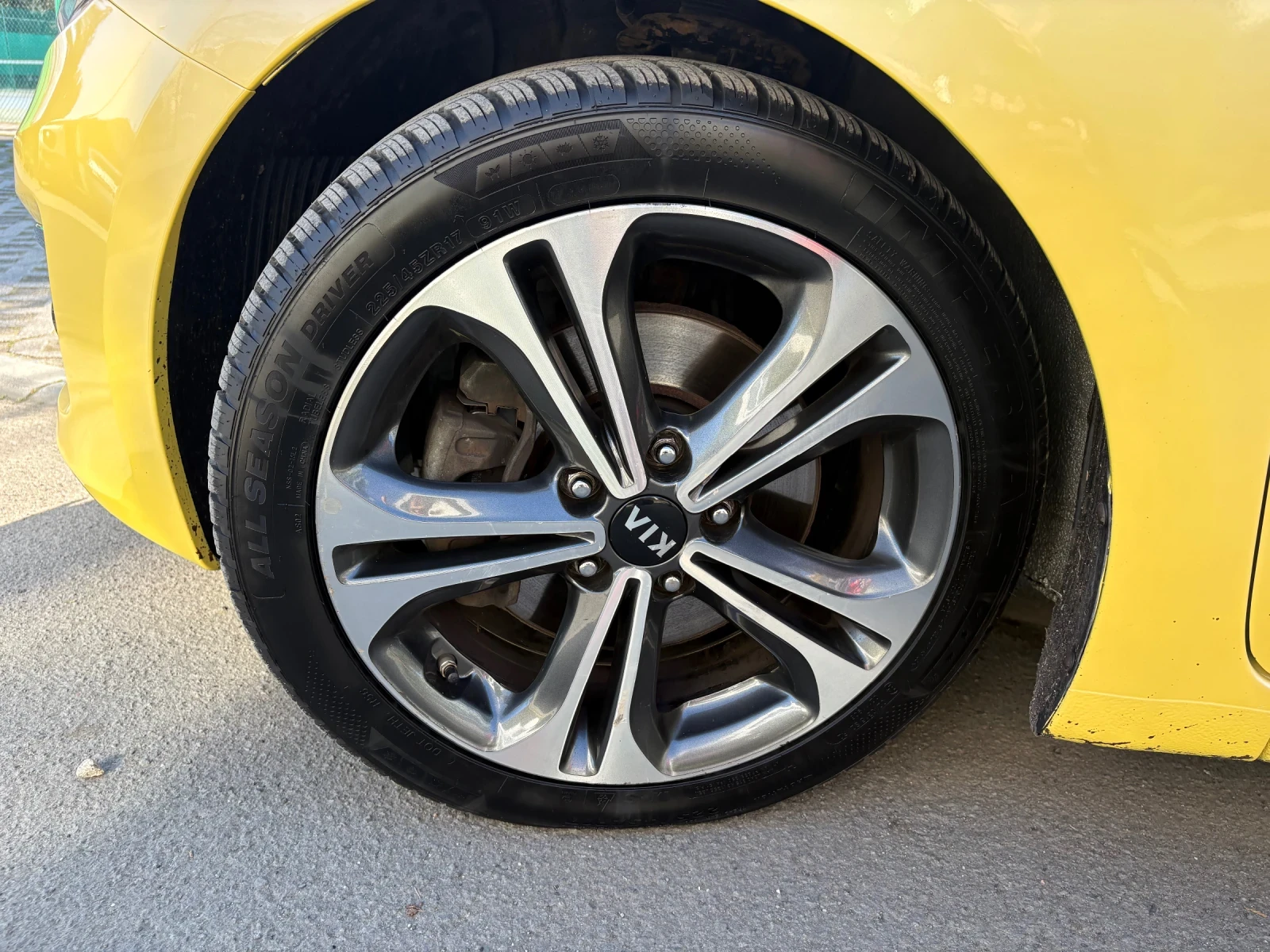 Kia Ceed Комби, снимка 7 - Автомобили и джипове - 54118308