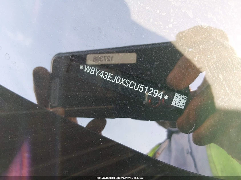 BMW i7 Edrive50, снимка 9 - Автомобили и джипове - 54161361