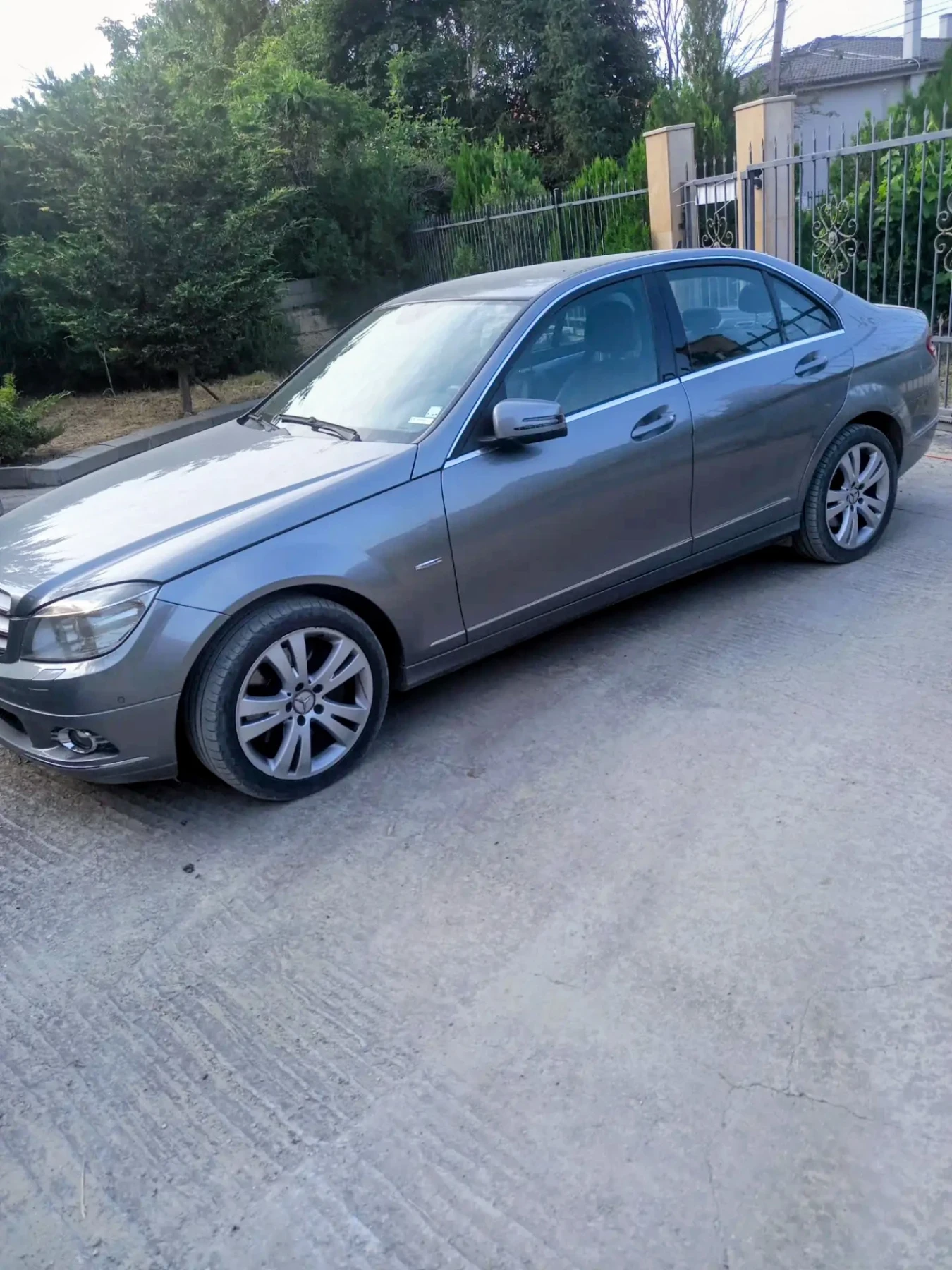 Mercedes-Benz C 320 4 matic, снимка 2 - Автомобили и джипове - 54196917