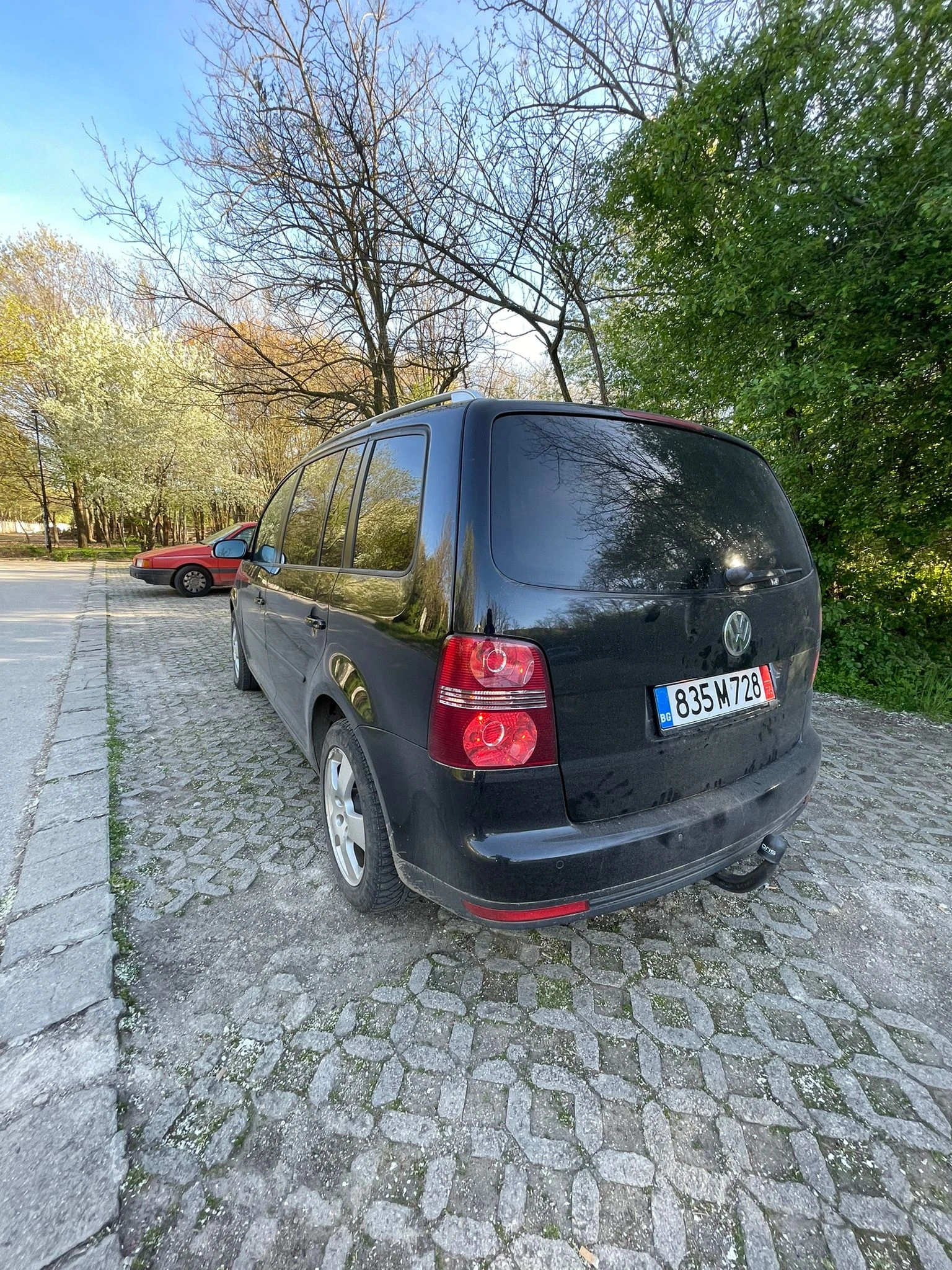 VW Touran, снимка 3 - Автомобили и джипове - 54335323