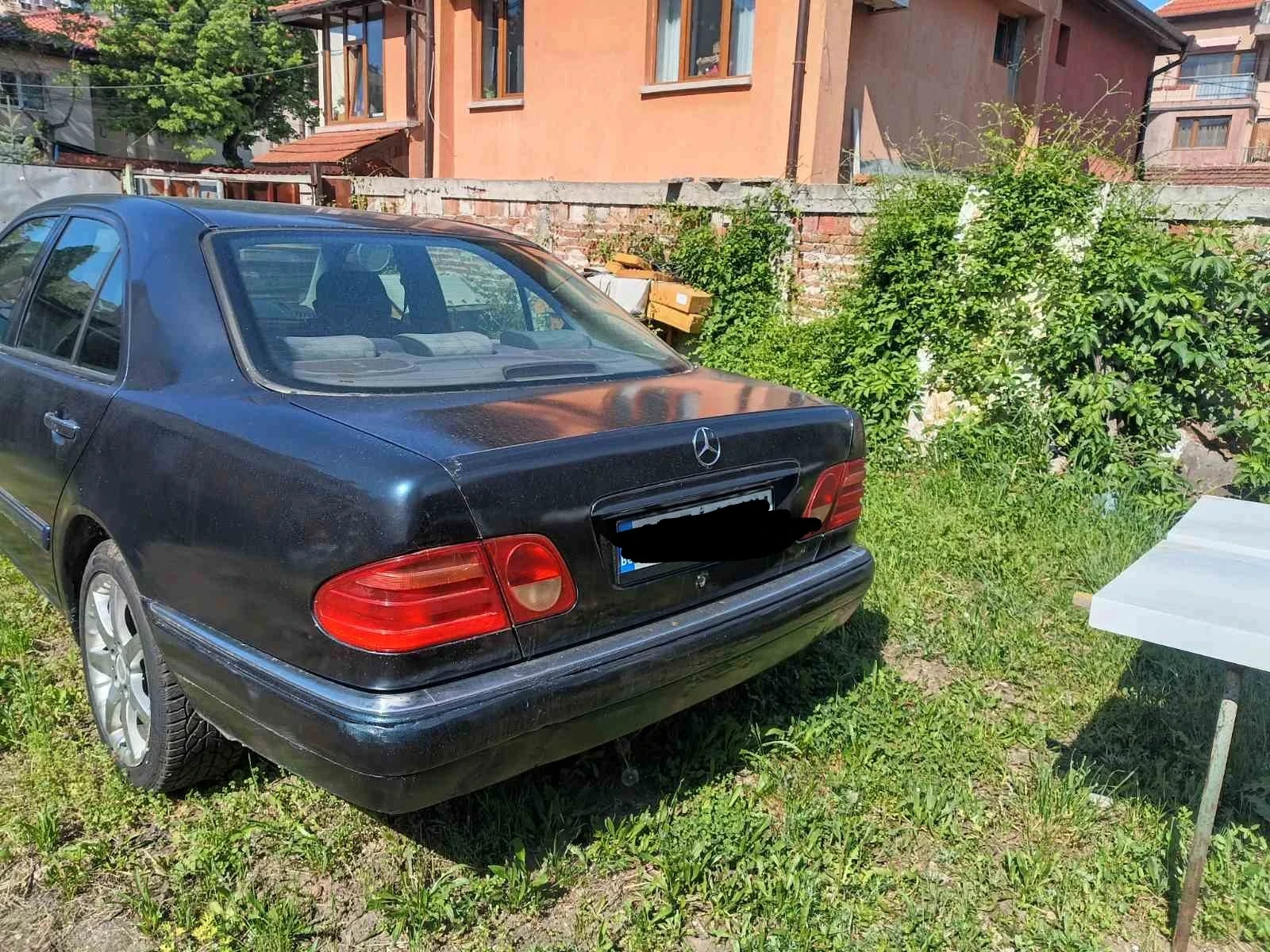 Mercedes-Benz E 250, снимка 2 - Автомобили и джипове - 54491346