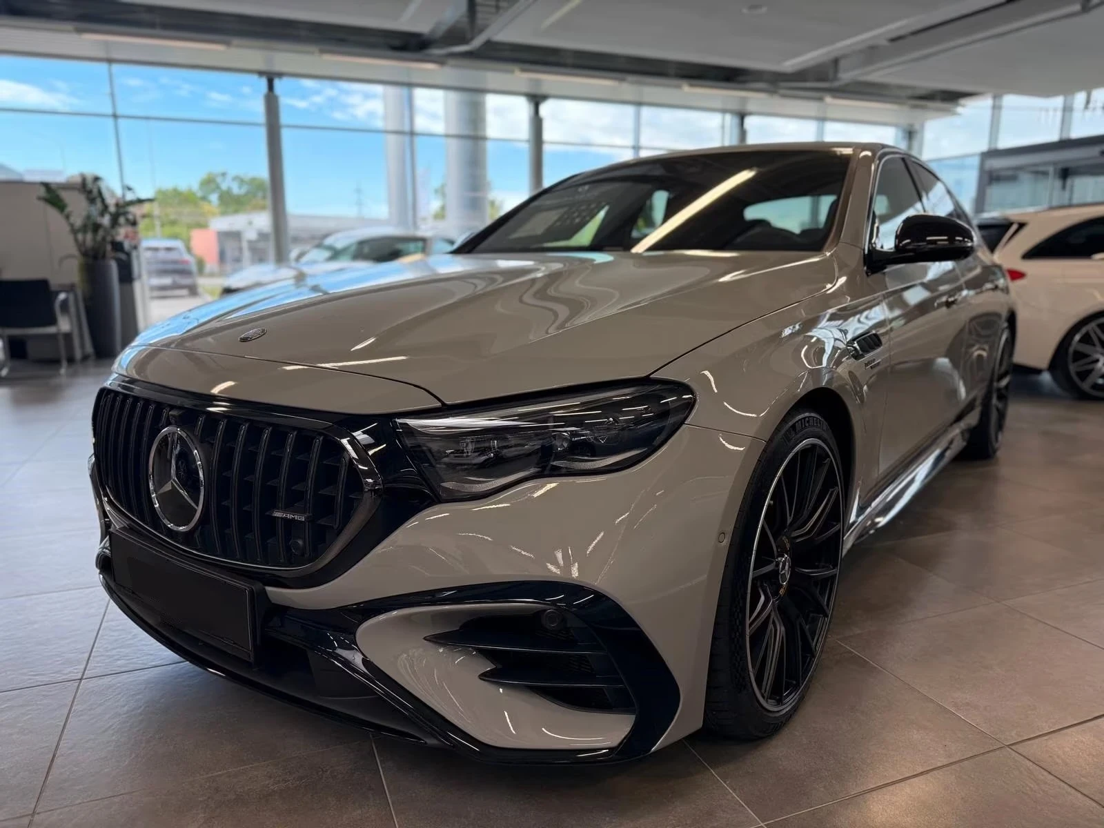 Mercedes-Benz E 53 AMG Hybrid* Edition1* HUD* , снимка 2 - Автомобили и джипове - 54509442