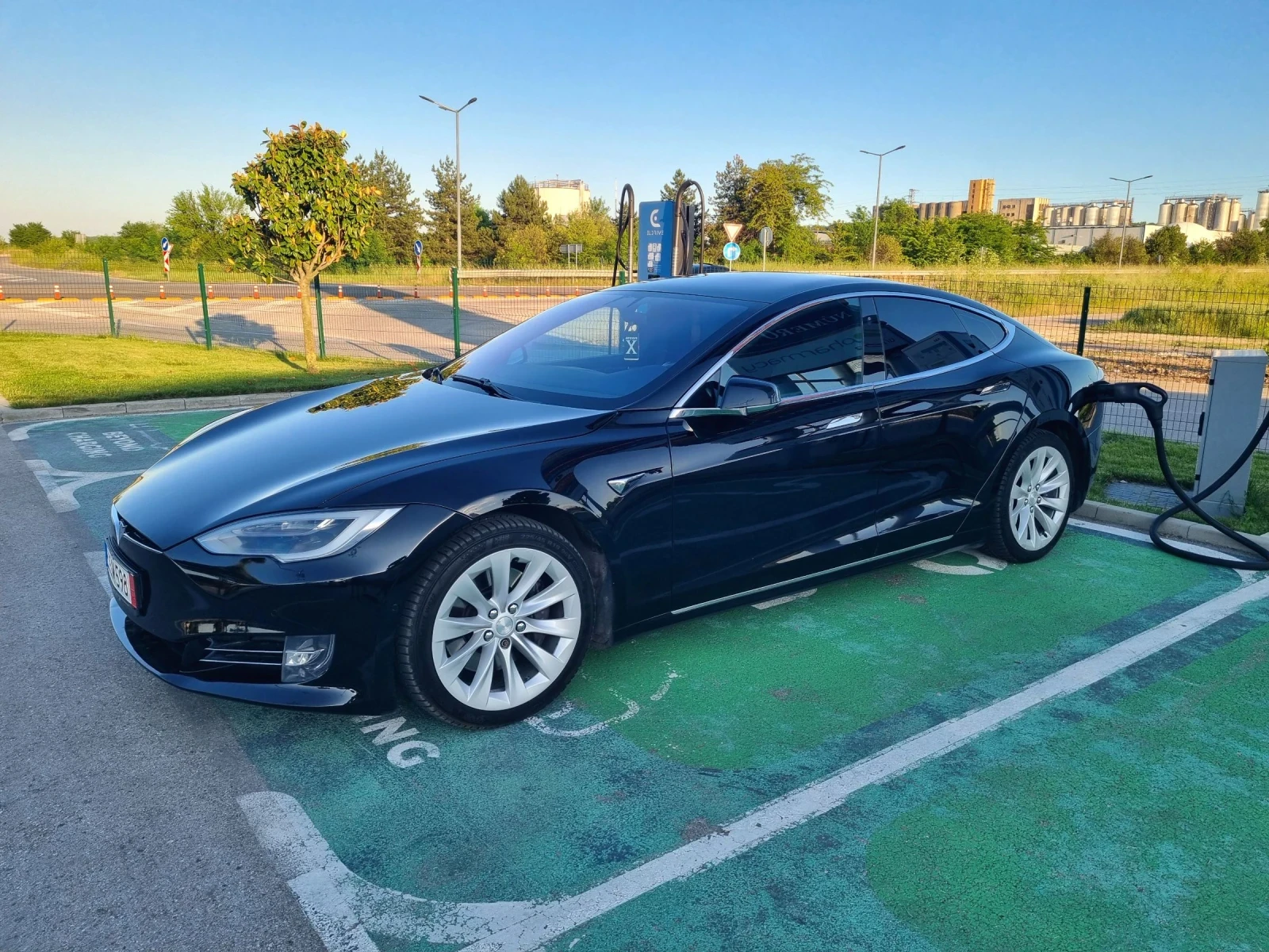 Tesla Model S Model s, снимка 7 - Автомобили и джипове - 54702943