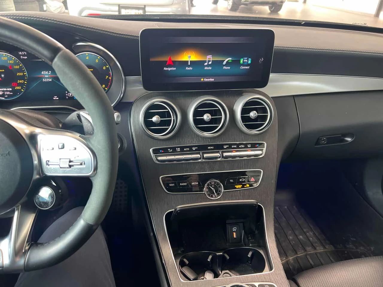 Mercedes-Benz C 43 AMG | DISTRONIC | 360 | BURMESTER | ПОДГРЕВ | CARFAX |, снимка 9 - Автомобили и джипове - 54723733