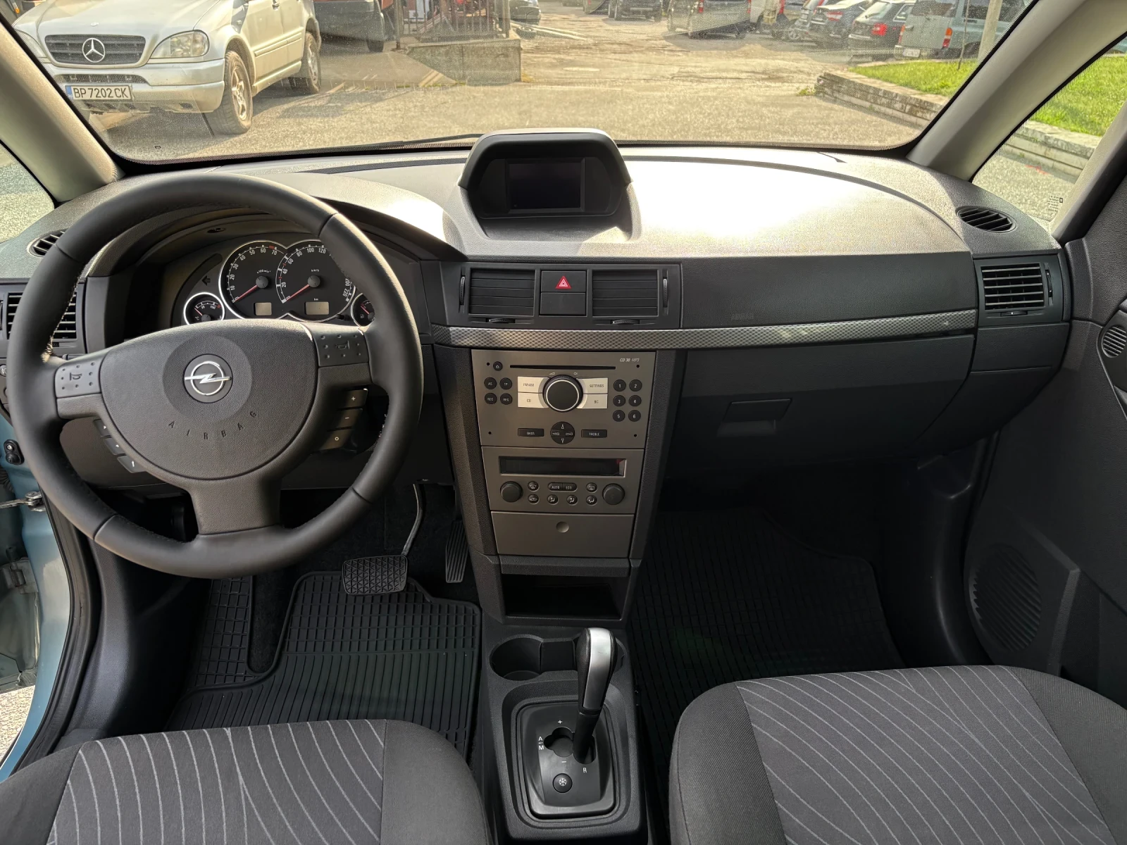 Opel Meriva, снимка 7 - Автомобили и джипове - 54983348