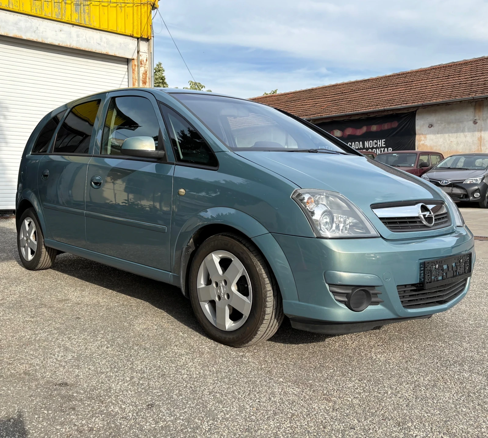 Opel Meriva, снимка 2 - Автомобили и джипове - 54983348