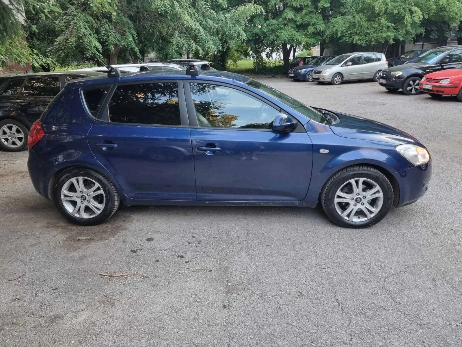 Kia Ceed 2.0 Automatic, снимка 2 - Автомобили и джипове - 55016971