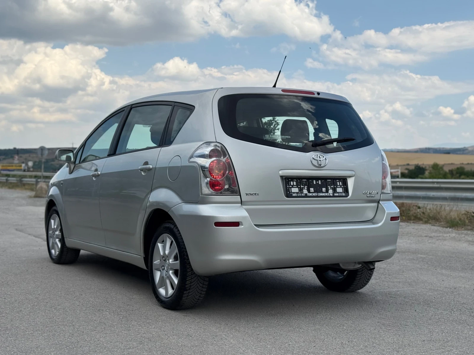 Toyota Corolla verso 1.8i-175.000km-������� ������-���� ����� ���� | Mobile.bg � ����������� 4