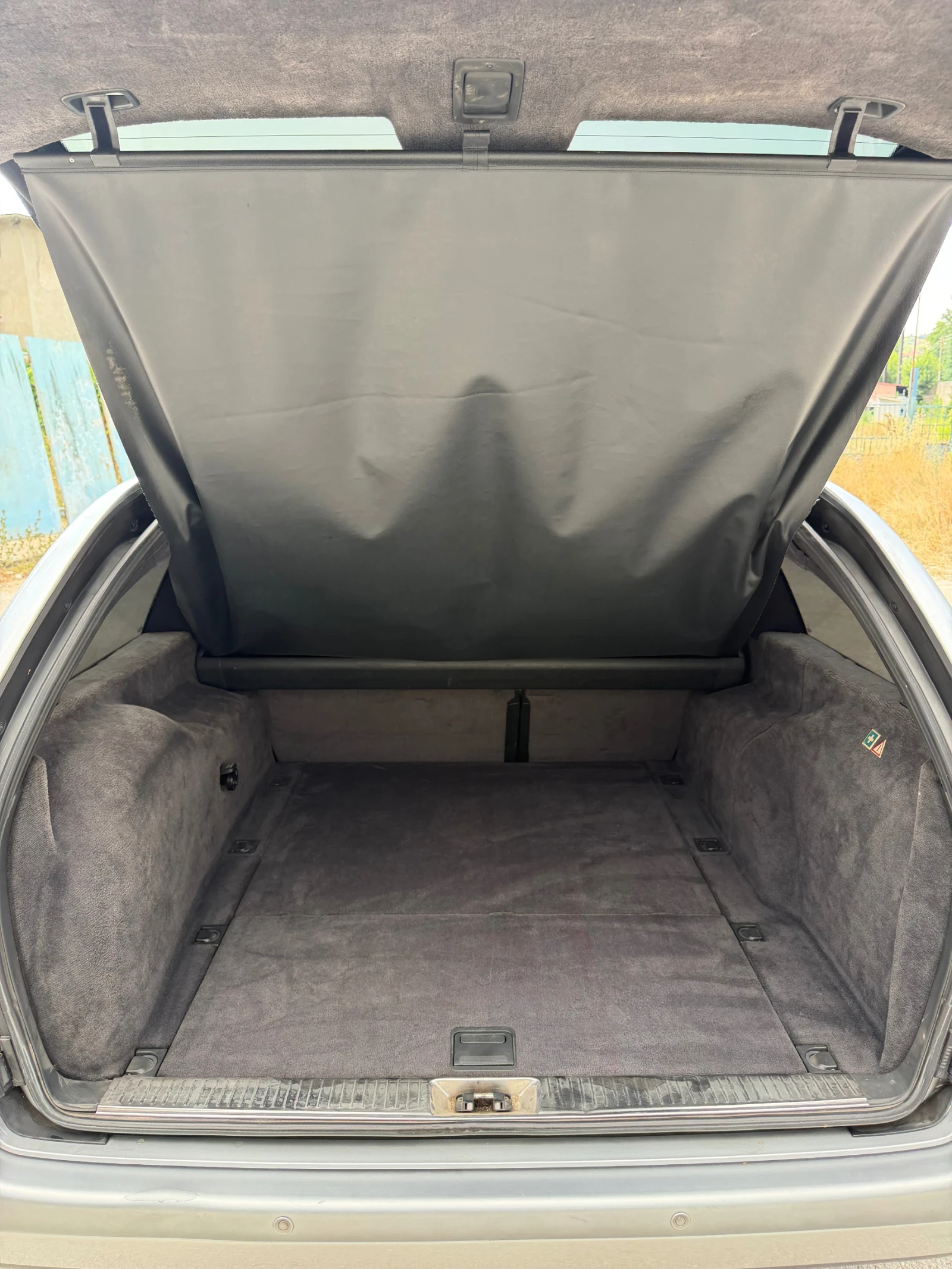 Mercedes-Benz E 290, снимка 12 - Автомобили и джипове - 55145576