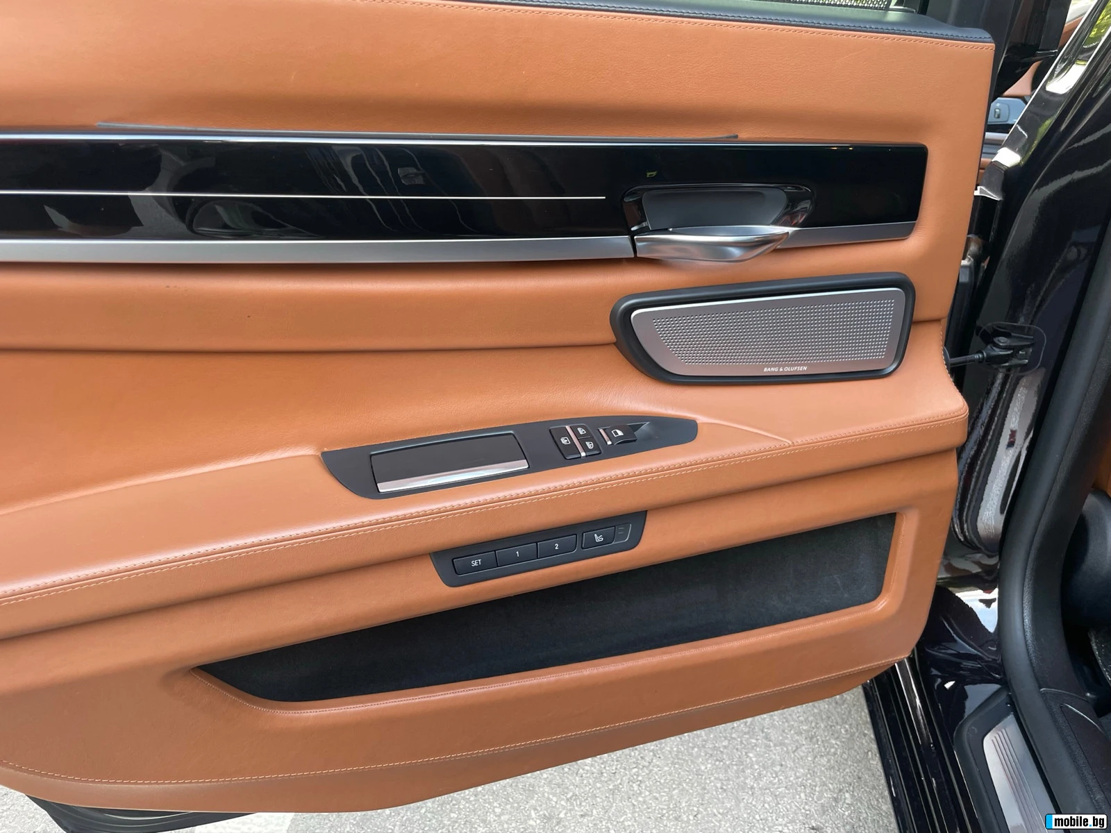 BMW 750 Ld xDrive B&O Individual, снимка 10 - Автомобили и джипове - 55509461
