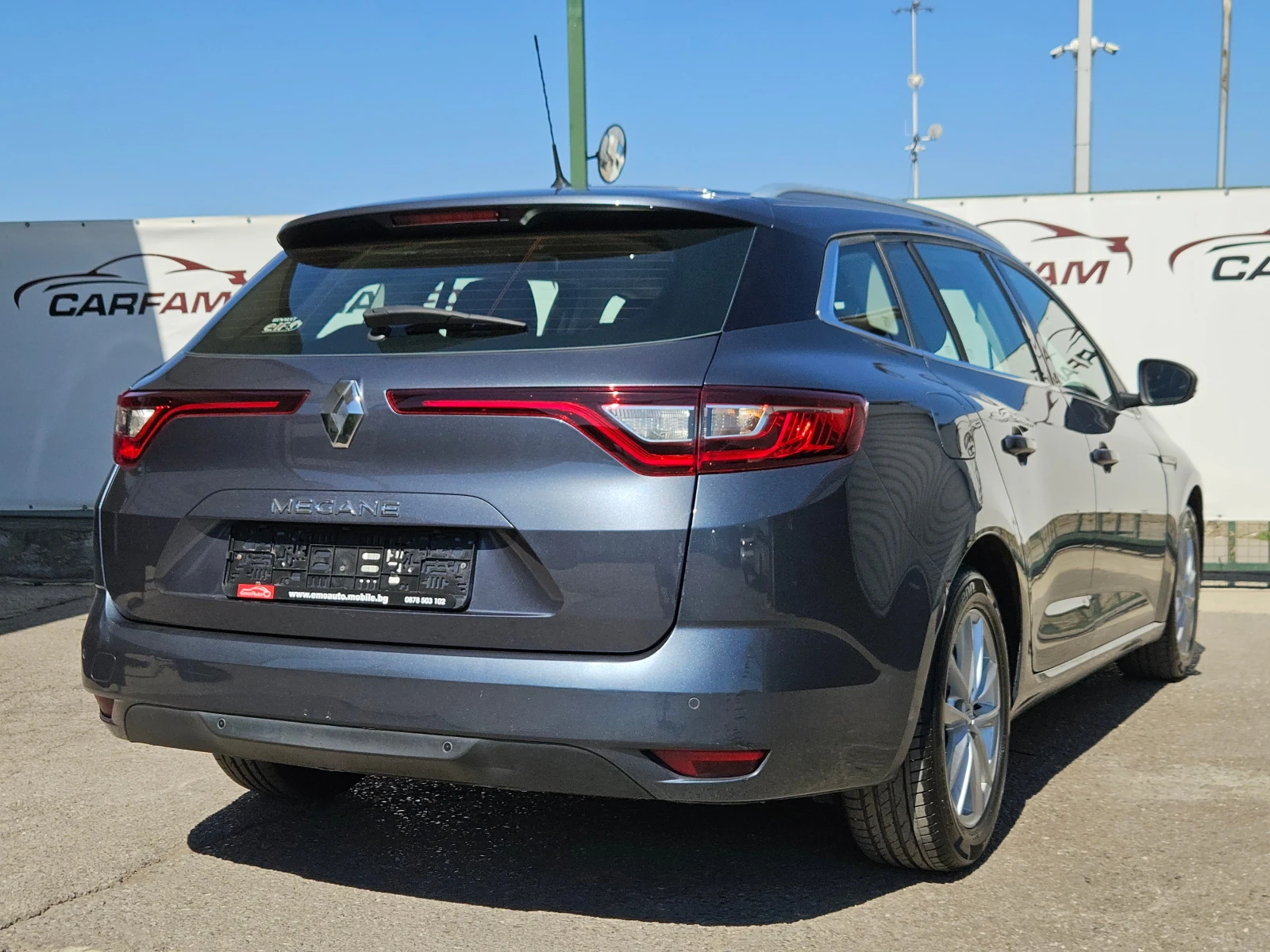 Renault Megane 1.5DCI/Energy/6ск./LED/NAVI/БЛУТУТ/EU6/ТОП, снимка 3 - Автомобили и джипове - 56117461