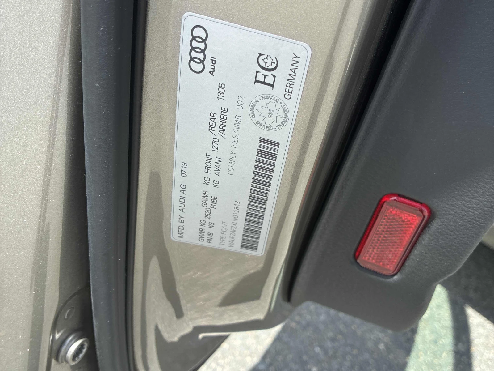 Audi A6 Technik / 360 / Dis / Hud / B&O / Carfax, снимка 11 - Автомобили и джипове - 56119909