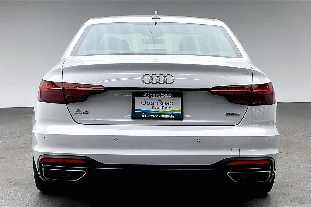 Audi A4 2.0 TFSI quattro Technik/Digital/S-Line black pack, снимка 6 - Автомобили и джипове - 56181956