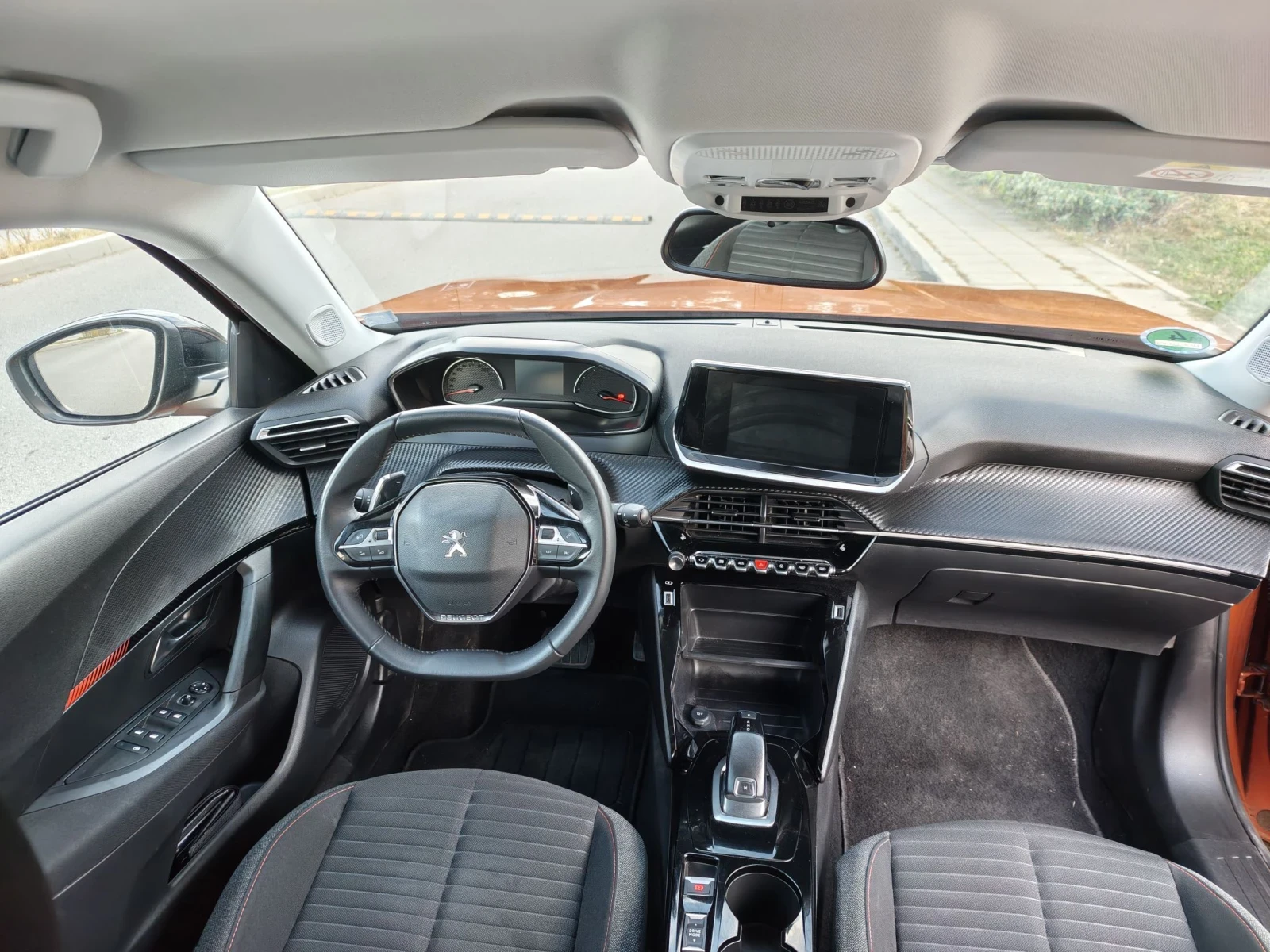 Peugeot 2008 Allure , снимка 7 - Автомобили и джипове - 56601079
