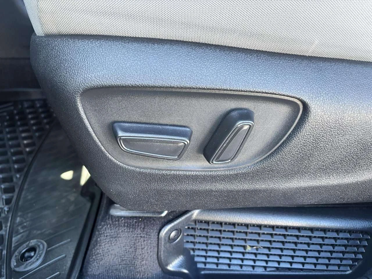 Toyota Sienna Hybrid LE FWD | Mobile.bg � ����������� 10