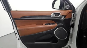 Jeep Grand cherokee SUMMIT* 8ZF* ОБДУХ* DISTRNONIK* PANO* КРАЙНА ЦЕНА, снимка 13