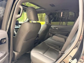 Toyota Land cruiser 300 / 3.3 V6 / 70 ANNIVERSARY, снимка 11