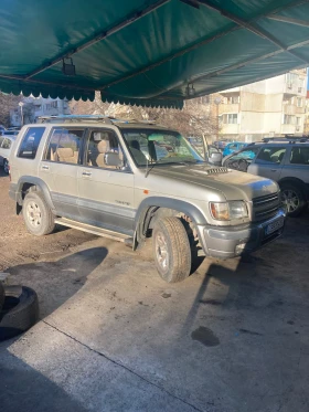 Isuzu Trooper Джип, снимка 1