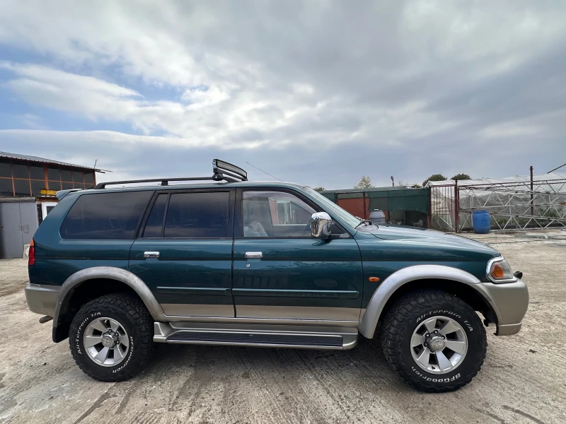 Mitsubishi Pajero sport 3.0 V6 Газ, снимка 5 - Автомобили и джипове - 47701369