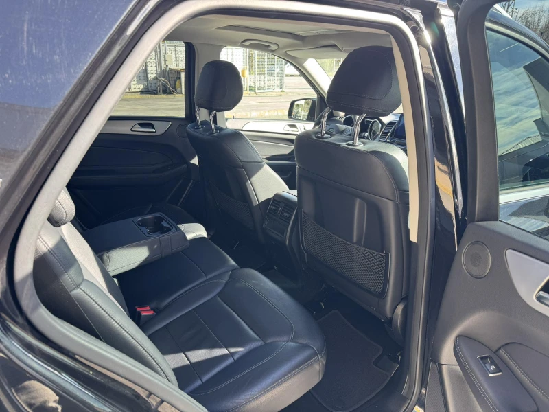Mercedes-Benz GLE 350, снимка 8 - Автомобили и джипове - 52312456