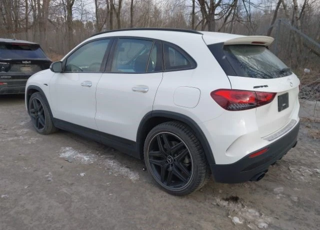 Mercedes-Benz GLA AMG 35 4MATIC, снимка 4 - Автомобили и джипове - 48756777