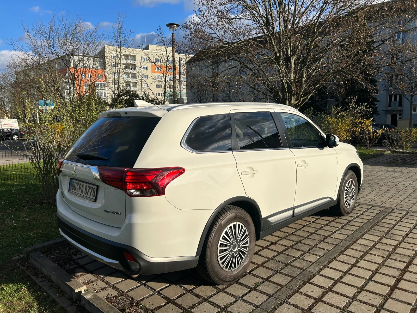 Mitsubishi Outlander 2.0i ClearTec  | Mobile.bg   13