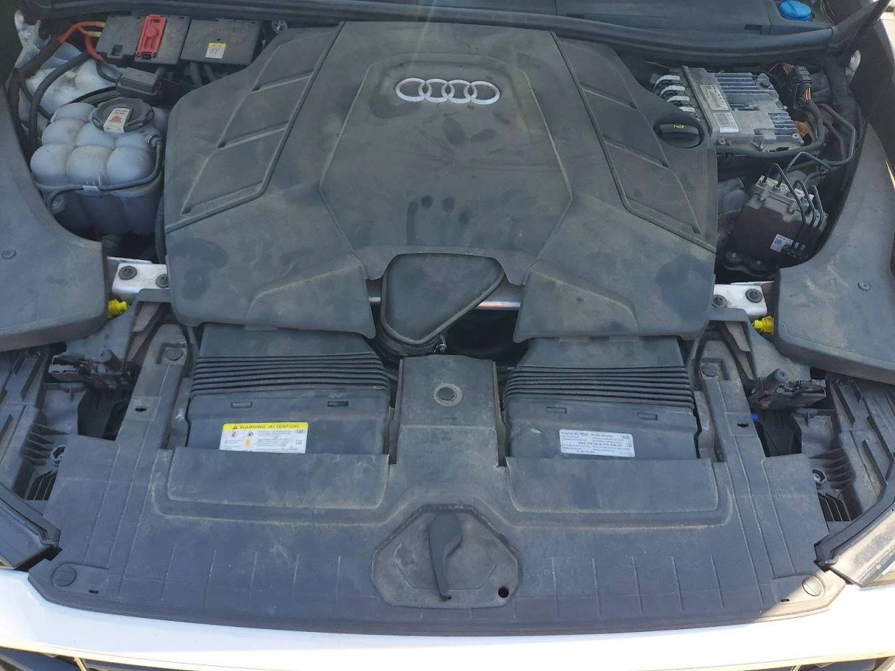Audi Q8 3.0l Prestige, снимка 12 - Автомобили и джипове - 55094166